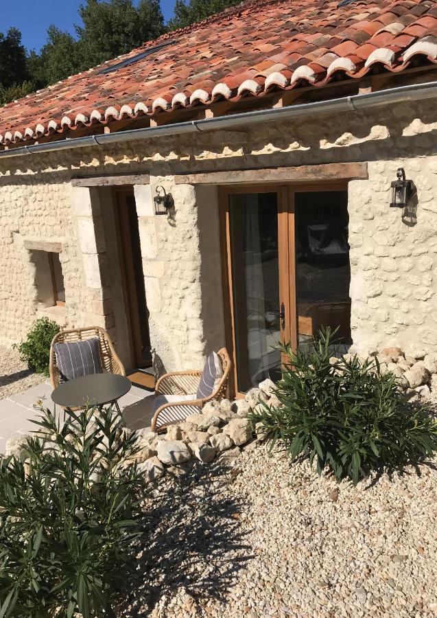 Les Ombrieres Bed & Breakfast Porcheresse Luaran gambar
